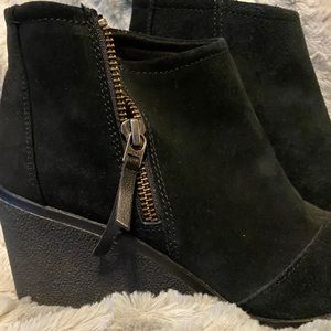 Toms wedge ankle boots